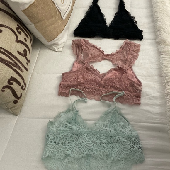 Lace Bralettes Sz.Small - Picture 11 of 11